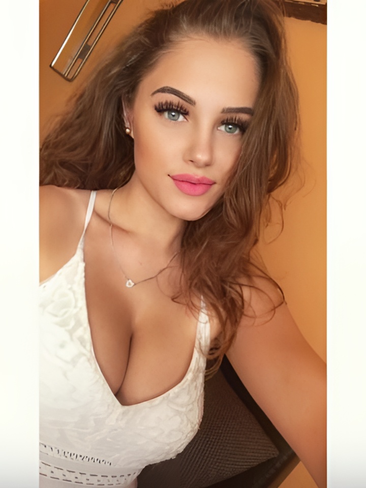 Роксана привлекальеная девушка из Соликамска цена от 2000 руб