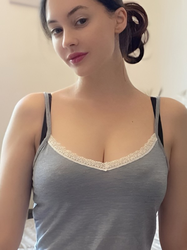 Эсмеральда привлекательная девушка из Соликамска цена от 5000 руб