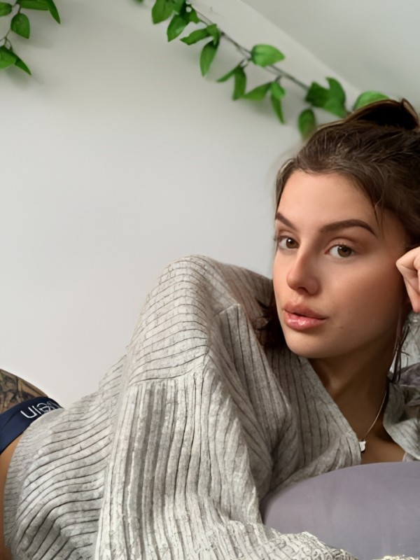 Моника фото 2