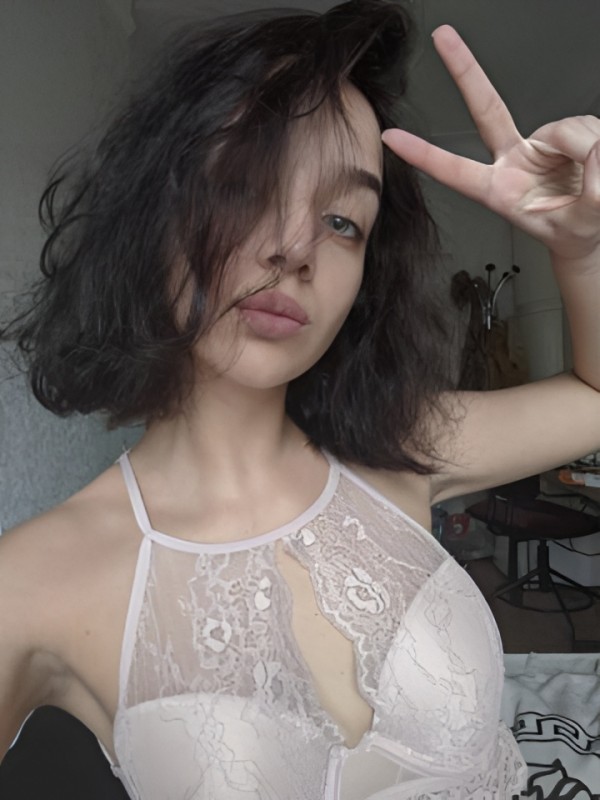 Вероника привлекательная девушка из Соликамска цена от 4000 руб