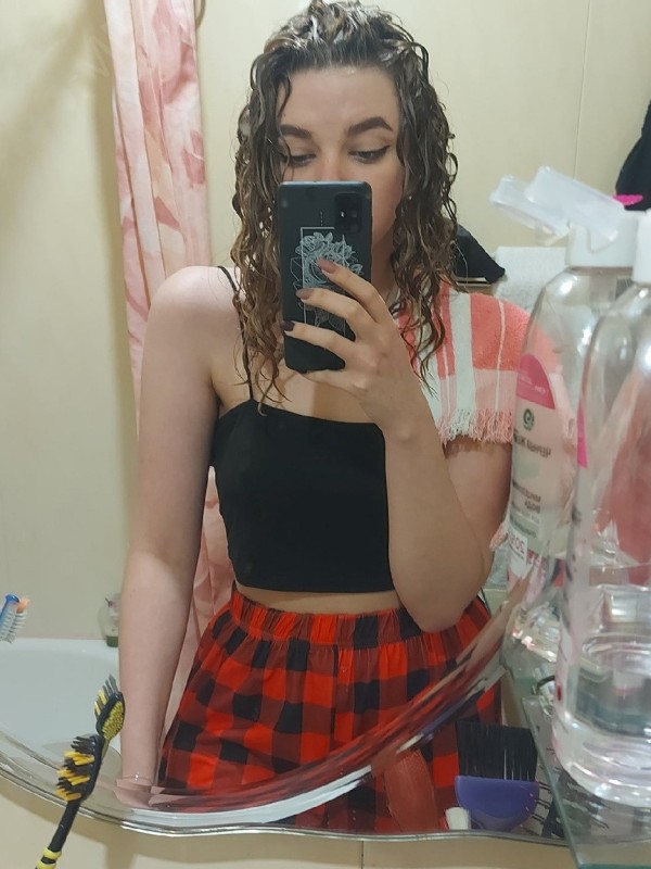 Инга привлекательная девушка из Соликамска цена от 3500 руб